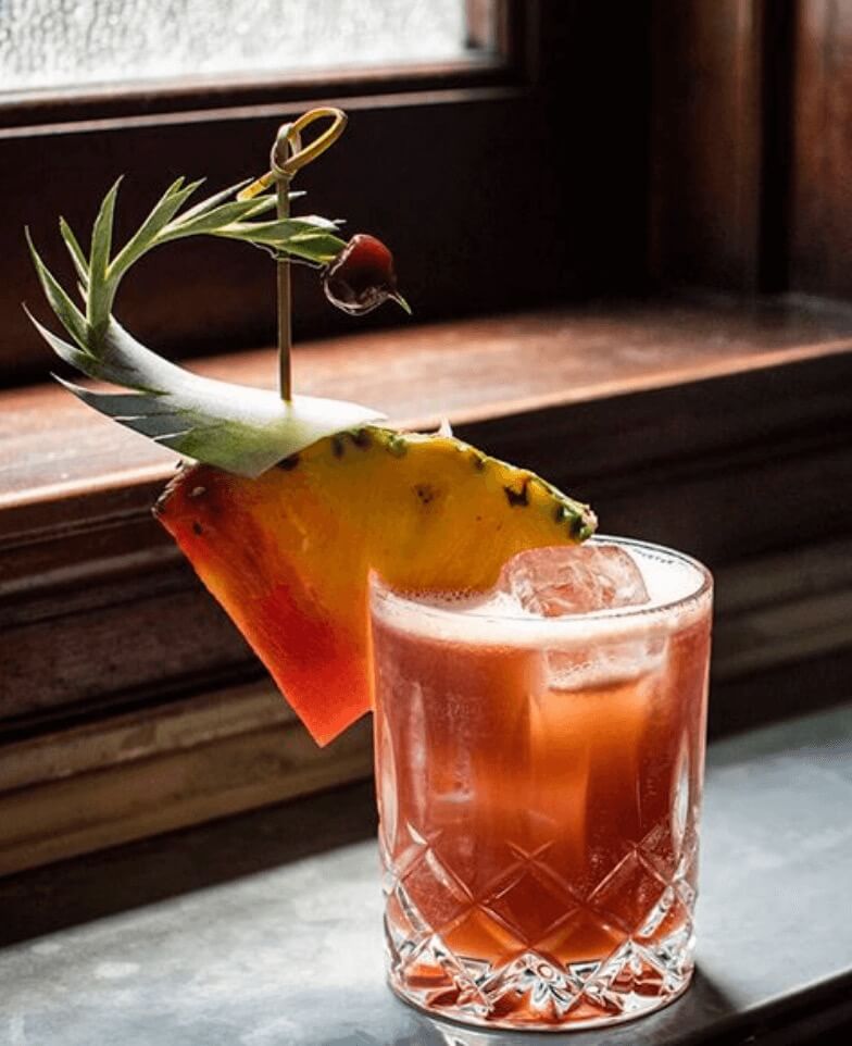 From "Cock-Tail" to Quality Drink – A Journey Through Cocktail History